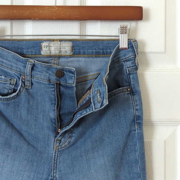 Free People Distressed Medium Wash High Waisted Ankle Cropped Skinny Jeans 26 - Picture 7 of 14